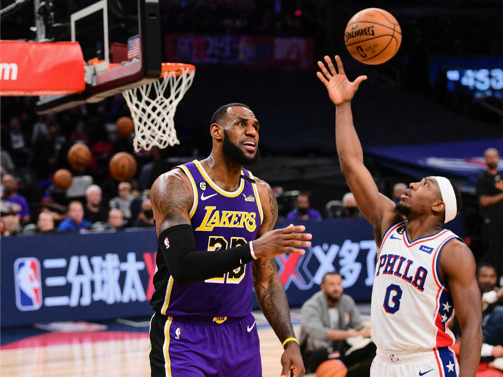 詹姆斯谈全明星正赛改制：三分球数量令人咋舌！